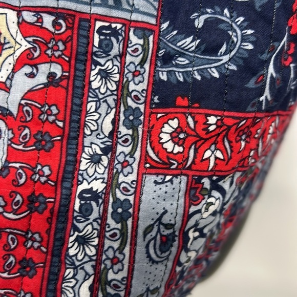 Women's Multicolor Patterned Jacket size large reversible quilted thin - Picture 4 of 7